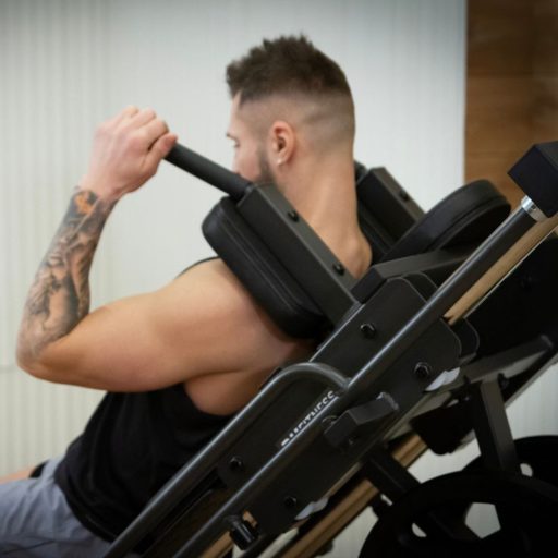 BH FITNESS HACK GUGGOLÓ, 45° LÁBTOLÓGÉP - G530